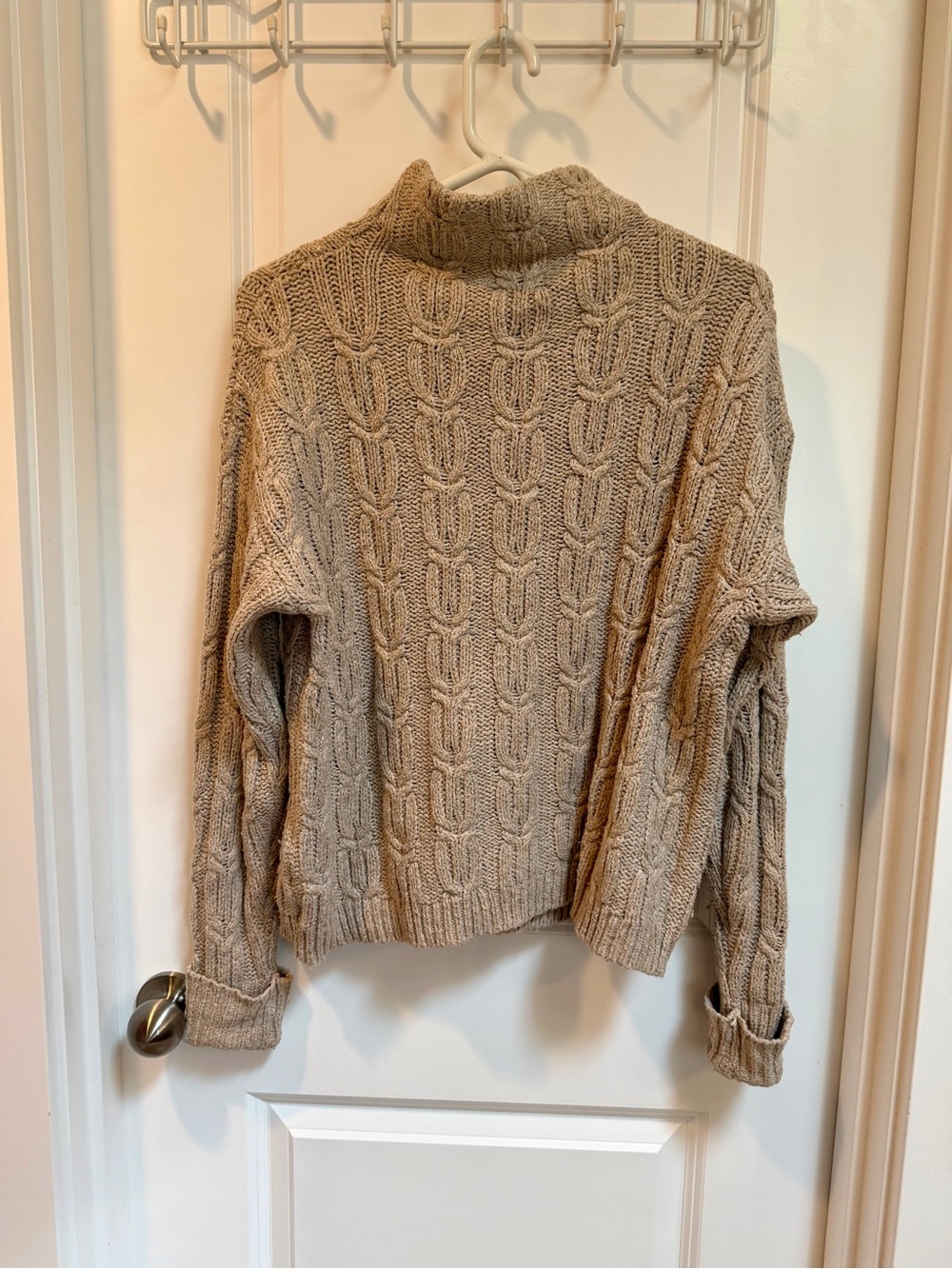 Caslon Nordstrom Rory Gilmore Cable Knit Mock Neck Sweater Taupe Oatmeal Cozy M - Picture 3 of 8